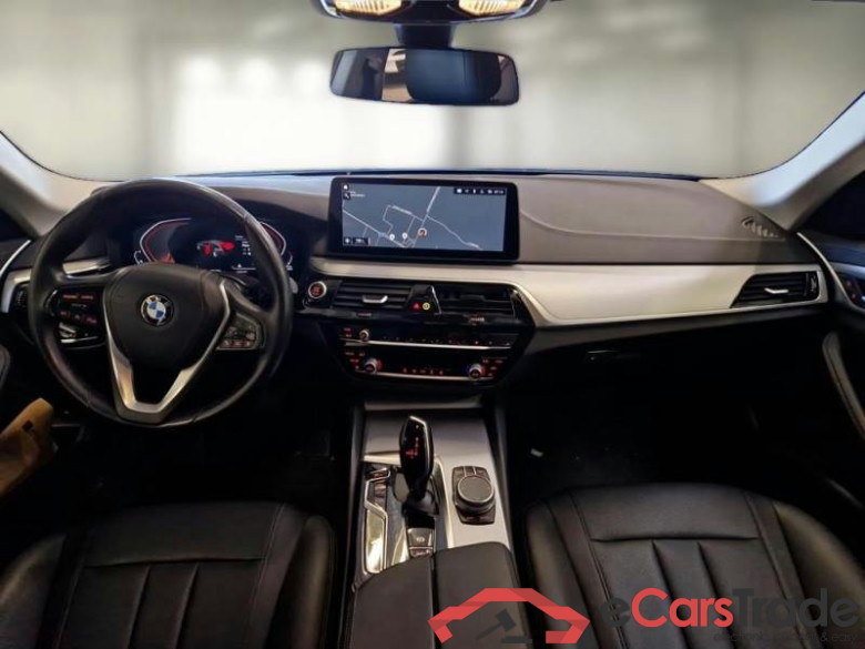BMW SERIE 5 / 2020 / 5P / STATION WAGON 518D BUSINESS TOURING #3