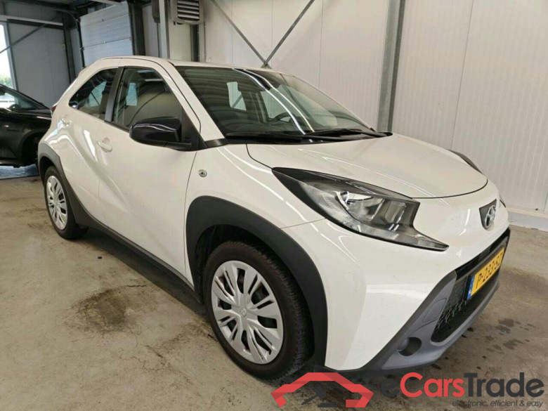 TOYOTA Aygo X 1.0 VVT-i MT Play #5
