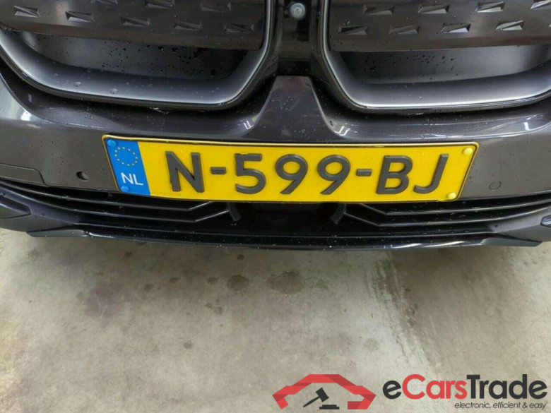 BMW iX3 High Executive #4