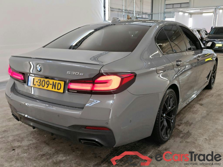 BMW 5 Serie Sedan 530e 4d #2