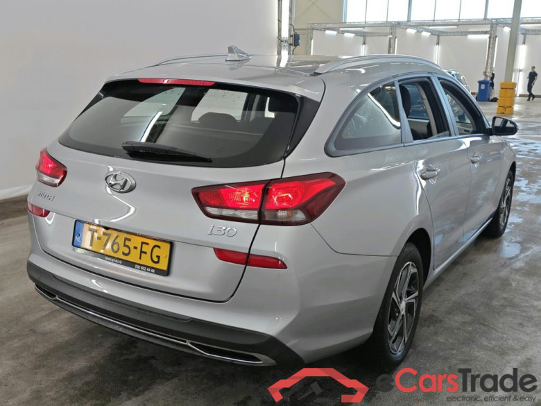 Hyundai i30 Wagon 1.0 T-GDI MHEV Comfort Smart 5d #2