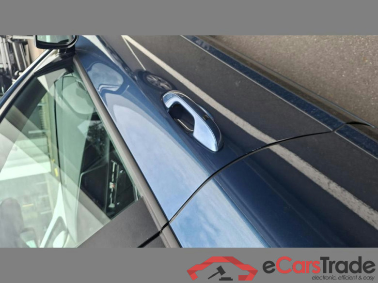 KIA Niro HEV 1.6 GDi Pure DCT #4