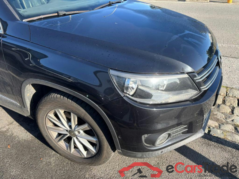 VOLKSWAGEN Tiguan Sport & Style 2.0 TDI BlueMotion Technology 81 kW (110 ch) 6 vitesses manuel #2