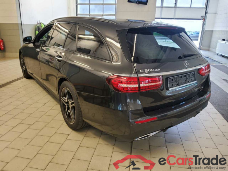 Mercedes-Benz E T-Modell (BM 213)(06.2016->) DE - Kb5 E 300 de EU6d, AMG Line, (Facelift) 2020 - 2023 #4