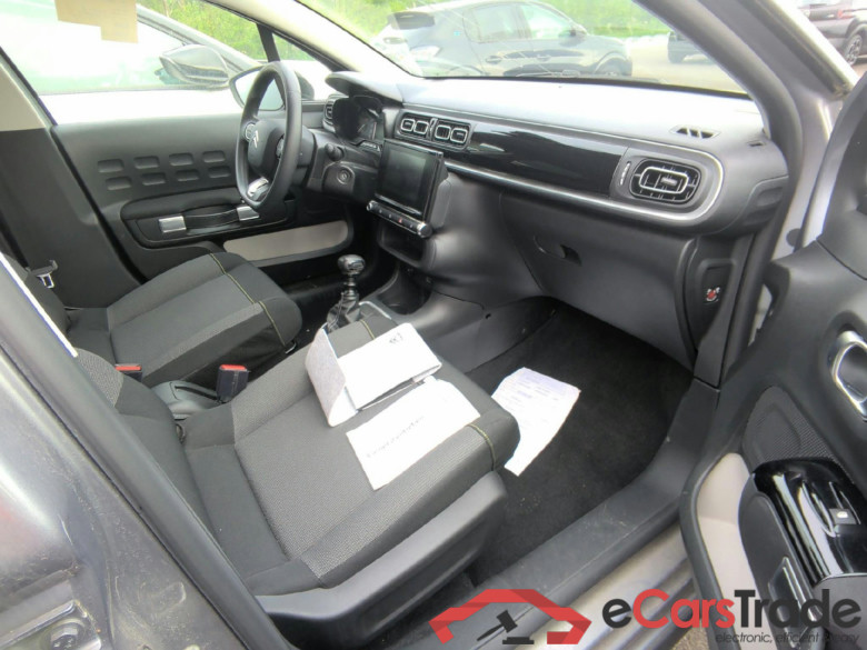 Citroen C3 Shine PureTech 110 S&S BVM6 #3