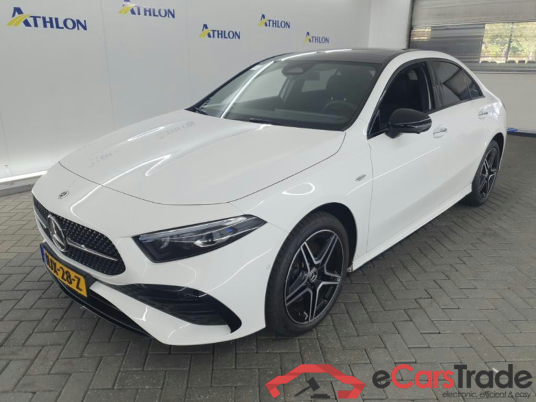 MERCEDES-BENZ A-klasse A-klasse 250 e Business Solution AMG