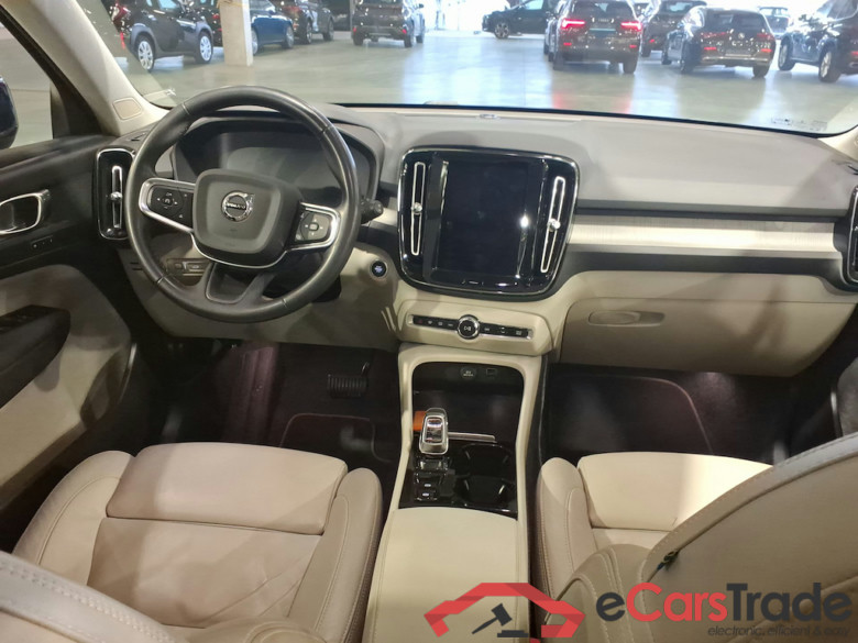 VOLVO XC40 1.5 T4 RECHARGE GEARTR. INSCRIPTION #6