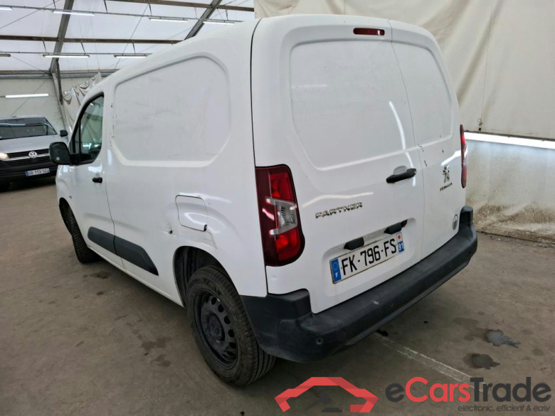 PEUGEOT Partner / 2018 / 4P / Fourgonnette BHDI 100 S&S STANDARD 1000KG PREMIUM #2