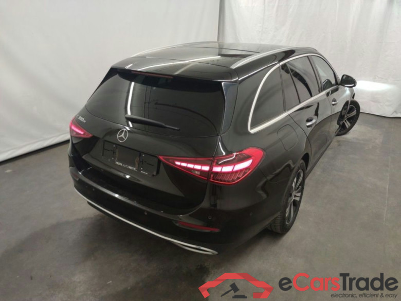 Mercedes-Benz C-Klasse Break C 300 e Luxury Line 5d #2