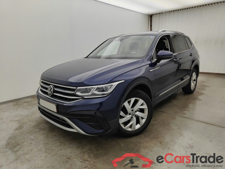 Volkswagen Tiguan Allspace 1.5 TSI Elegance Aut. LED-Matrix Virtual ACC Navi 1/2 Alcantara KeylessGo Klima PDC ... #1