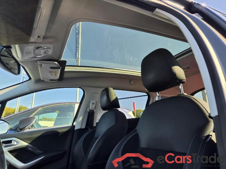 PEUGEOT 2008 1.2 PureTech Crossway S&S #2