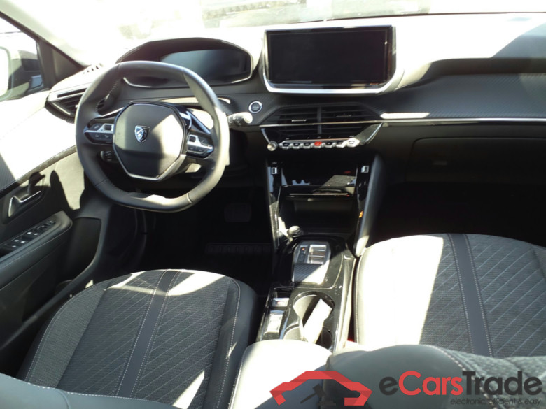 PEUGEOT 208  PEUGEOT 208  Allure Hybrid 110 ch e-DCS6 + pack access #4