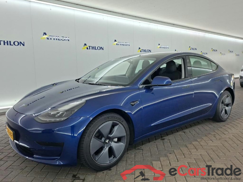 Tesla Model 3 Standard Range Plus RWD 4D 225kW