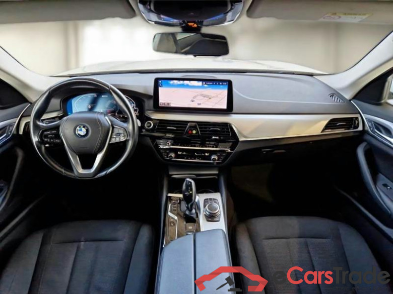 BMW SERIE 5 / 2020 / 4P / BERLINA 530E XDRIVE BUSINESS AUTO #3