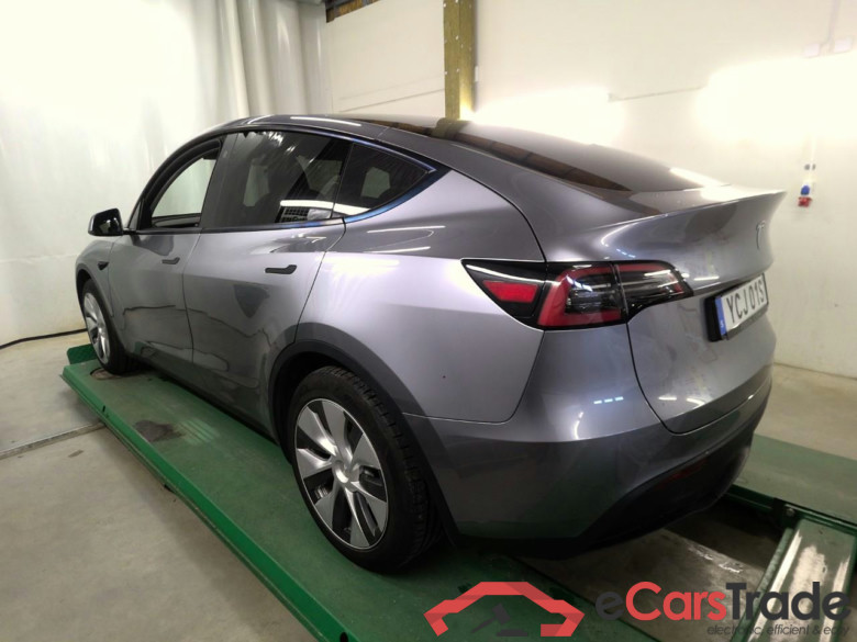 Model Y Long-Range AWD #4