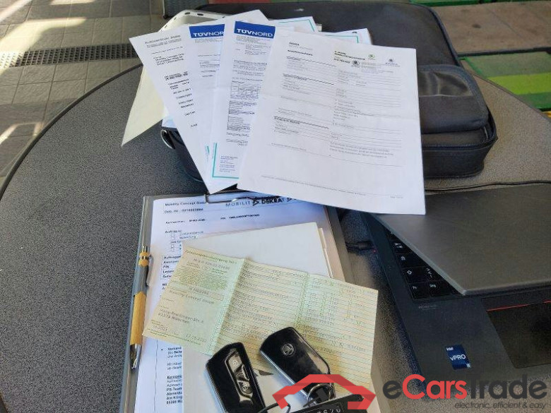 Skoda Octavia Combi (NX5)(01.2020->) DE - Kb5 2.0 TSI EU6d, RS Plus OPF, 2020 - 2022 #2
