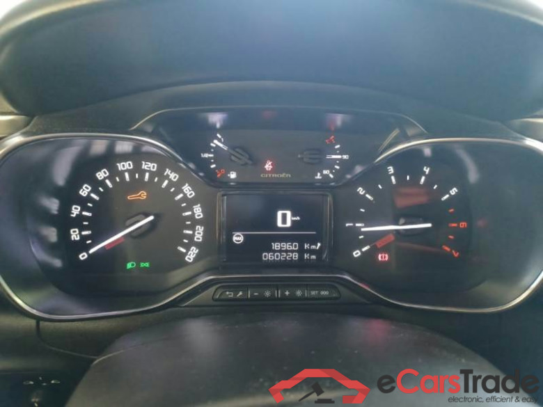 CITROEN C3 / 2016 / 5P / BERLINA PURETECH 82 SHINE #4