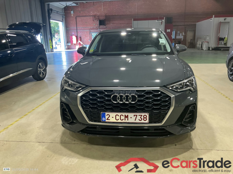 AUDI Q3 Sportback 1.4 45 TFSI E S TRONIC #2