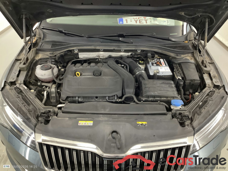SKODA SUPERB COMBI - 2019 1.5 TSI ACT Style #6