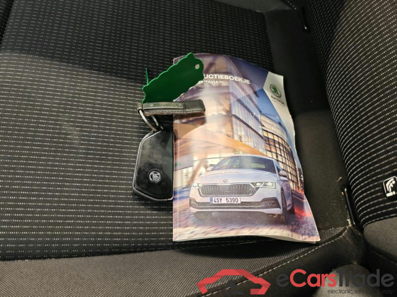 Skoda Octavia Combi 1.4 TSI iV PHEV DSG Business Edition 5d #4