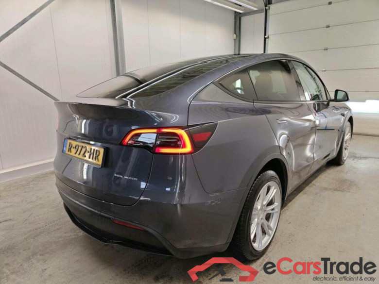 Tesla Model Y Long Range AWD 75kWh #2