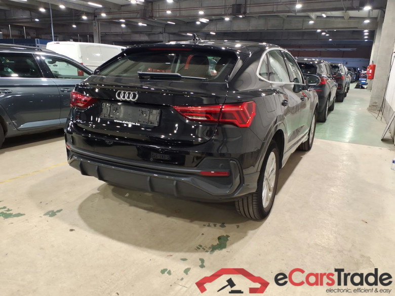 AUDI Q3 Sportback 1.4 45 TFSI E S TRONIC #4
