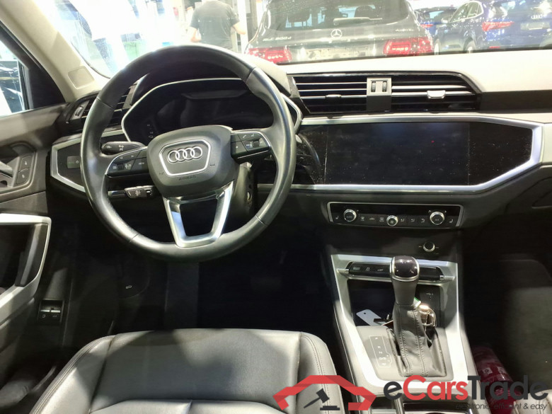 AUDI Q3 Sportback 1.4 45 TFSI E S TRONIC #6