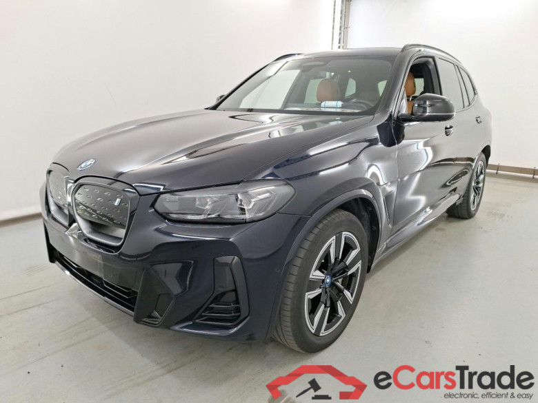 BMW IX3 80KWH AUTO