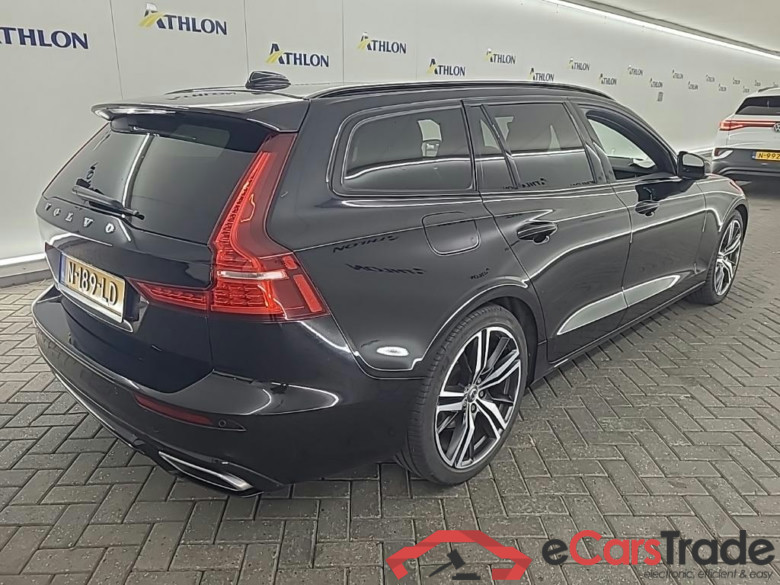 VOLVO V60 2.0 B4 R-Design #3