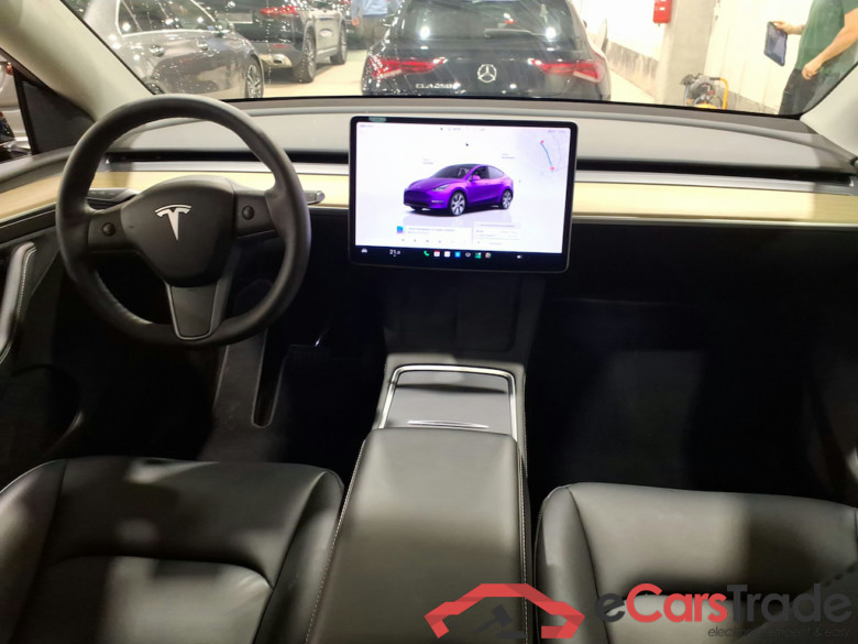 TESLA MODEL Y BEV AUTO RWD #6