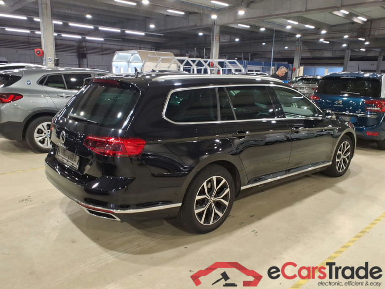 VOLKSWAGEN PASSAT VARIANT 2.0 TDI SCR MSQ 110KW VARIANT ELEGANCE B #4