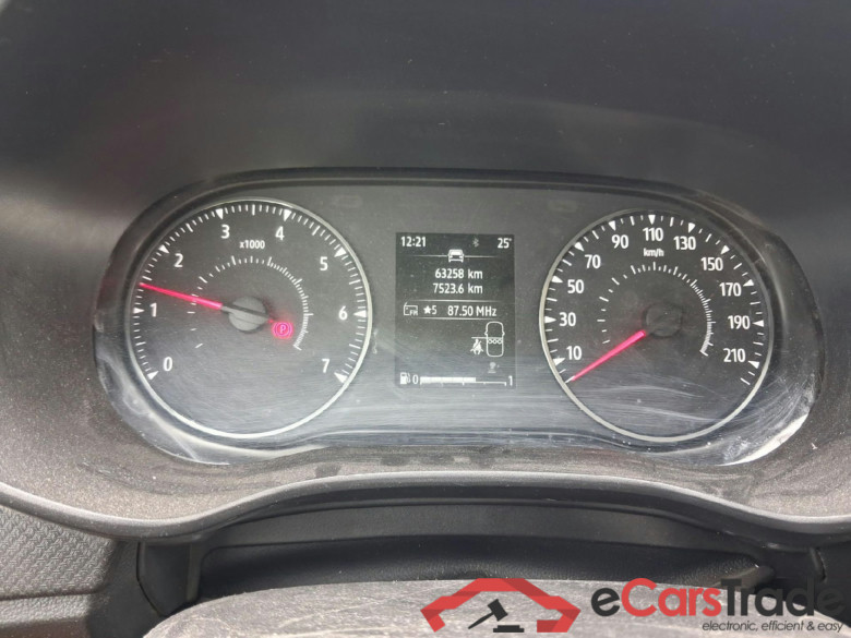 Sandero III Essential 1.0 TCe #4