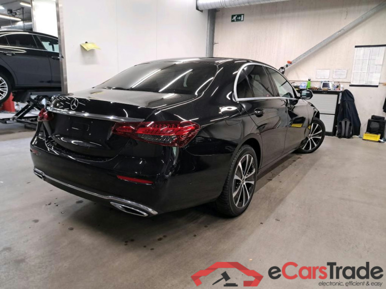 MERCEDES - MER E BERLINE 300 e 320PK DCT Business Solution With Leather Pack & Smartphone Integration  * HYBRID * #2