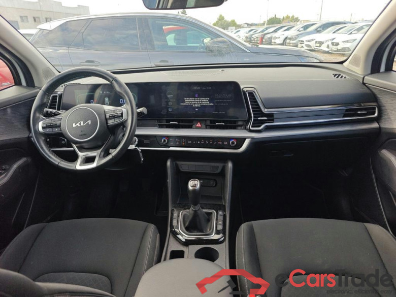 KIA Sportage / 2022 / 5P / todoterreno 1.6 CRDi MHEV 100kW (136CV) Business 4X2 #3