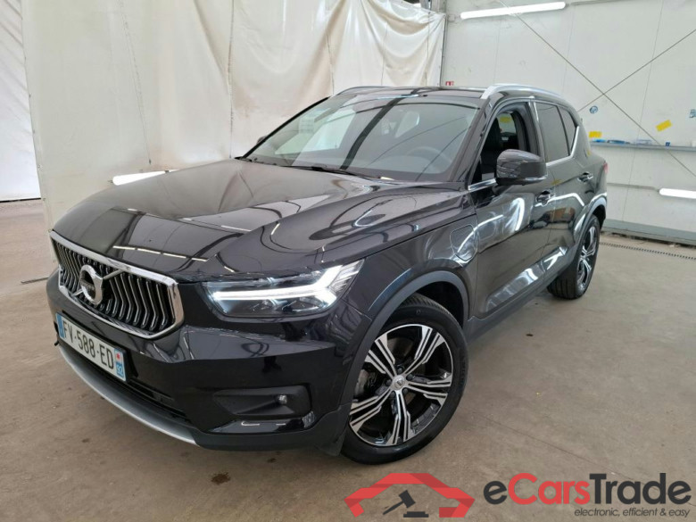 VOLVO XC40 / 2017 / 5P / SUV Recharge T5 262 DCT7 Inscription Luxe