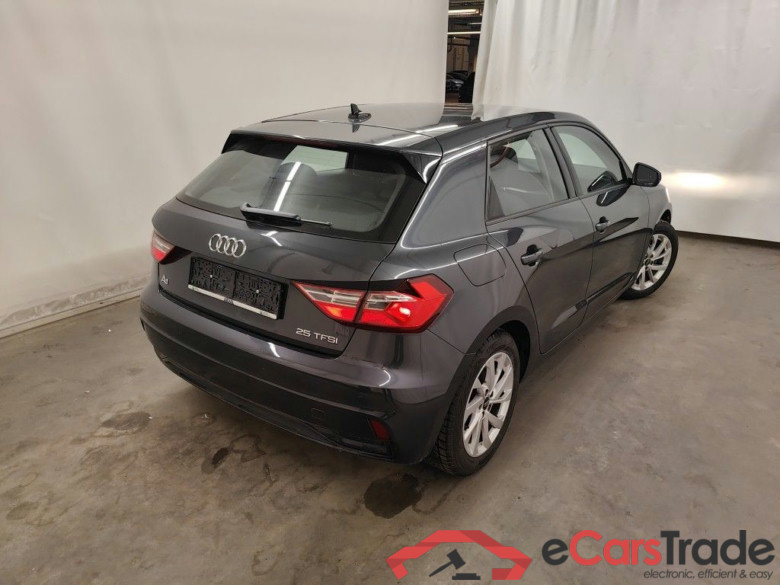 Audi A1 Sportback 1.0 25 TFSI 70kW Advanced 5d #2
