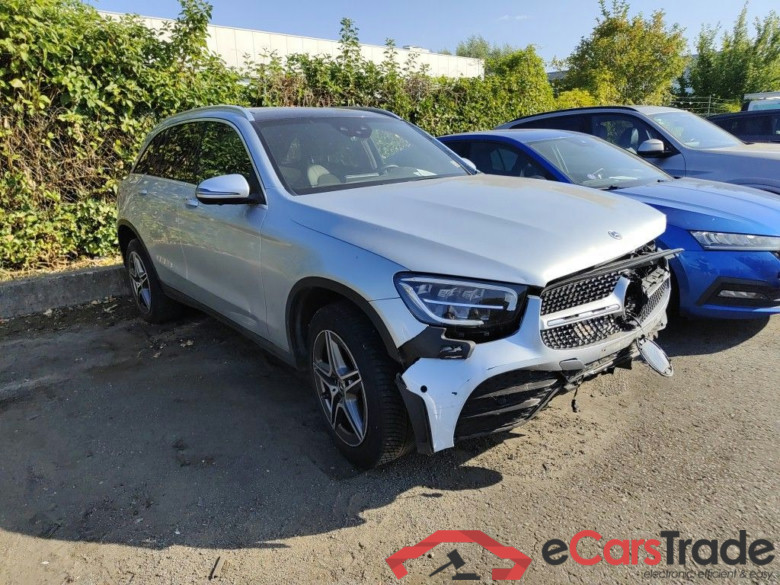 Mercedes-Benz GLC GLC 300 de 4MATIC 5d !!! Damaged car !!!! #5