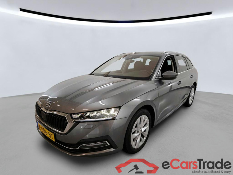 SKODA Octavia Combi 81 kW #1