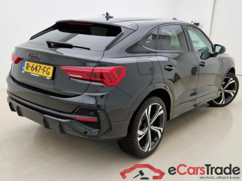 AUDI Q3 Sportback 35 TFSI S Edition #2