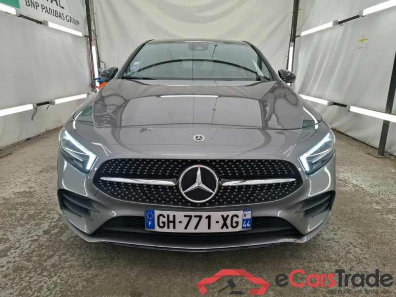MERCEDES-BENZ Classe A Compact / 2018 / 5P / Berline A 180 AMG Line 7G-DCT #1