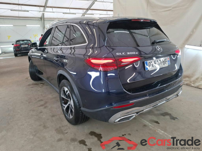 MERCEDES-BENZ GLC / 2022 / 5P / SUV GLC 300 e Business Line 4MATIC #5