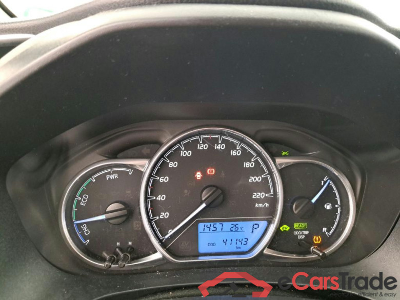 TOYOTA Yaris Hybride / 2017 / 5P / Berline 1.5 VVT-I HYBRID France Business #6