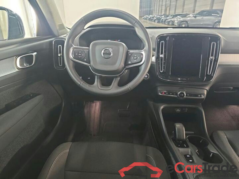 Volvo XC40 XC40 T2 Geartronic Momentum Pro 95kW/129pk  5D/P Auto-8 #5
