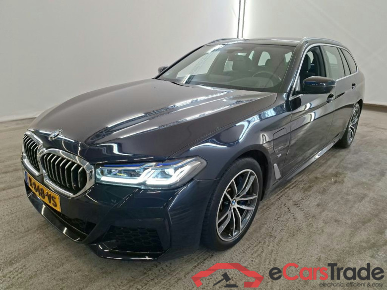 BMW 5 Serie Touring 530e M Sport 5d + Pano, Head-Up, BMW Laserlight #1