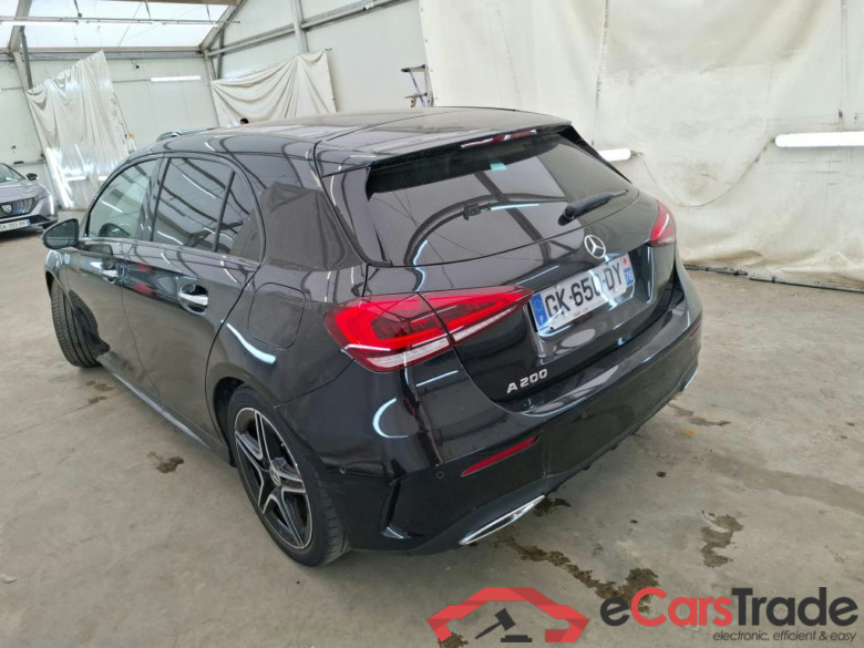 MERCEDES BENZ Classe A Compact  2018  5P  Berline A 200 AMG Line 7GDCT #2