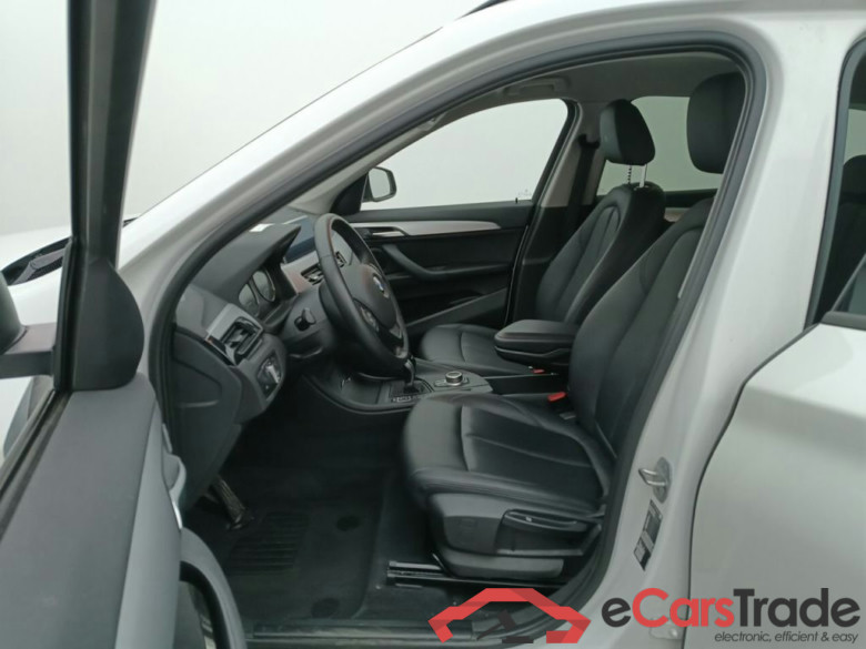 BMW X1 sDrive16dA (85 kW) 5d #3