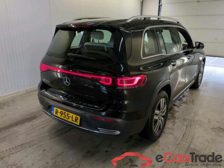 MERCEDES-BENZ EQB 250 Luxury Line #2