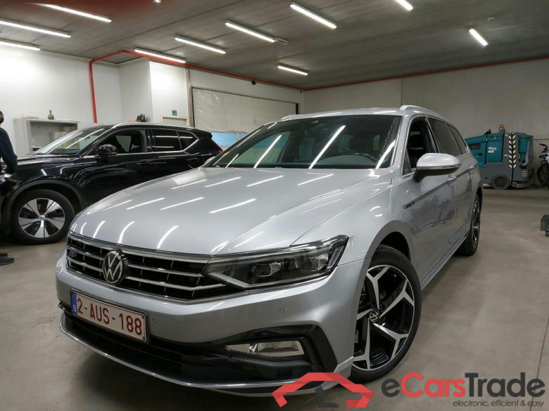 VOLKSWAGEN - VW  PASSAT VARIANT TDI 150PK DSG7 Elegance Business Pack R LINE With Nappa Heated Seats & Nav Pro & Matrix LED & Electric Foldable Trailer Hook #1