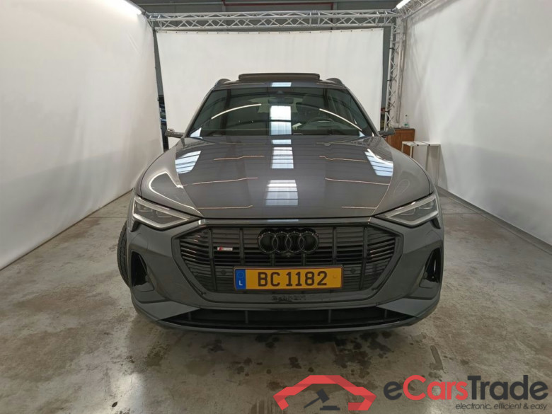 AUDI E-TRON 95 kWh 55 408 Quattro S line 5d #5