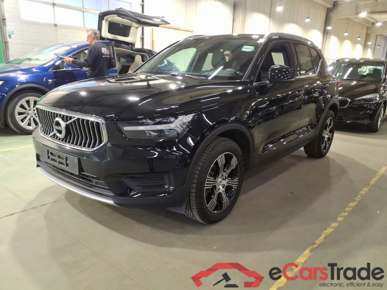 VOLVO XC40 1.5 T2 INSCRIPTION #1